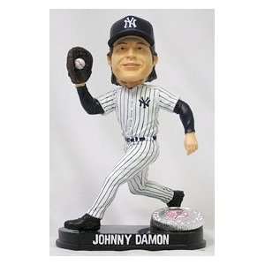 New York Yankees Johnny Damon Blatinum Bobble Head  Sports 