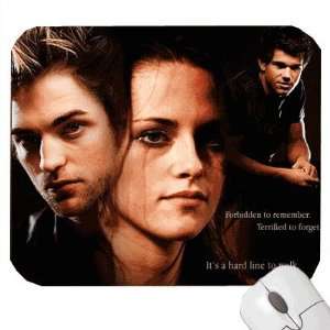   , Bella & Jacob   Twilight Saga   Computer Mouse Pad 