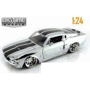   Muscle   Shelby GT 500 Hard Top (1967, 124, Chrome) Toys & Games