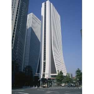 Exterior of the Yasuda Kasai Kaijo Building, Shinjuku, Tokyo, Japan 
