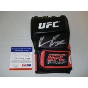 QUINTON RAMPAGE JACKSON Signed MMA UFC Glove PSA P34188 