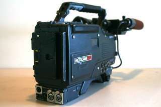    D600 2/3 Chip Block FIT Type Betacam SP Camcorder S/N 10490  