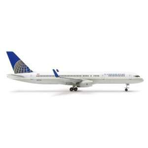  Herpa Continental 757 200ER 1/500 Toys & Games