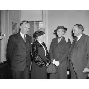 1937 photo Sen. Joe Robinson, Mrs. Harriman at luncheon. Mrs. Harriman 