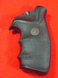 Dan Wesson Pistol 15 2 357 22 Pachmayr Gripper Combat Grip  
