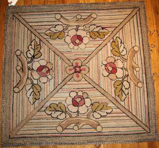 Hand made Square Antique American hooked rug 3.4 x 3.4 1920  
