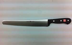 WUSTHOF 10 INCH CRUST BUSTER BREAD KNIFE 4517/26cm NEW  
