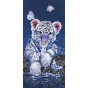  White Baby Tiger   Cross Stitch Kit Arts, Crafts & Sewing