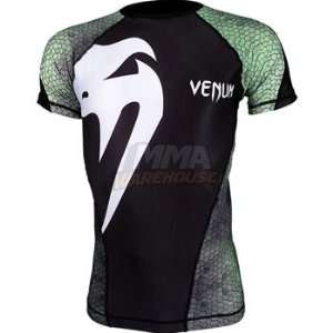   Venum Giant ia Green Short Sleeve Rashguard