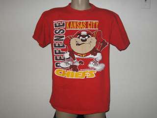 vintage 90s KANSAS CITY CHIEFS LOONEY TUNES TASMANIAN DEVIL T Shirt 