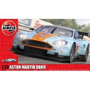  Airfix A03411 Aston Martin DBR9 Gulf 132 Scale Endurance 