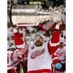 Kris Draper with the Stanley Cup, Game 6 of the 2008 NHL Stanley Cup 