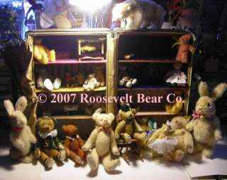Artist Teddy ROOSEVELT BEAR CO Party Girl Pink + pearls  