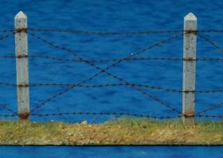 Alliance Model Works 135 Concrete Poles Barbed Wire Dragon Teeth 