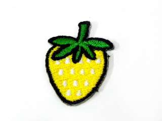 FRUIT STRAWBERRY IRON ON PATCH EMBROIDERED I390  