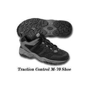    Black M 70 Traction Control Shoes Size 10.5