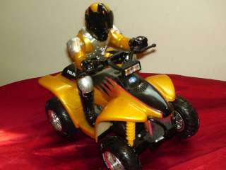 TOY STATE ROAD RIPPER GOLD ATV SOUNDS LIGHTS MOVES NICE  