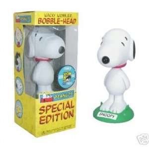  SDCC Peanuts FLOCKED SNOOPY Limited Edition 1/240 Bobble 