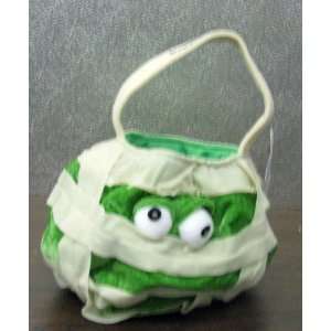  Ganz Halloween HW10602 Lighted Green Mummy Candy Basket 