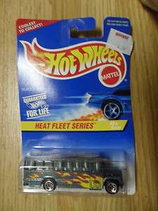 1996 Mattel Toys HOT WHEELS School Bus #538 NIB  
