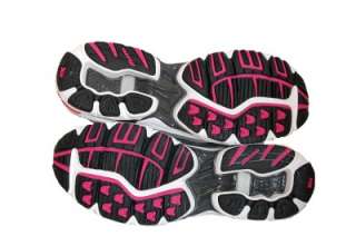 Air Mesh(R) upper in an athletic technical running style, with toe and 