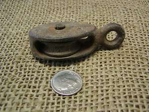   Pulley  Farm Antique Old Tools Implement Tractor Shabby 6458  
