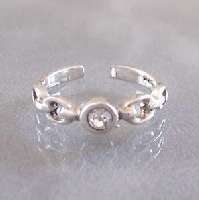 Charming White CZChain Link Ster. Silver Toe Pinky Ring