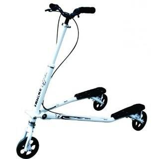 Trikke T7 Fitness Carving Scooter Convertible Black / White