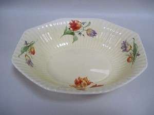 1930s Edwin M. Knowles Oval Tulip Bowl On Marion Shape  
