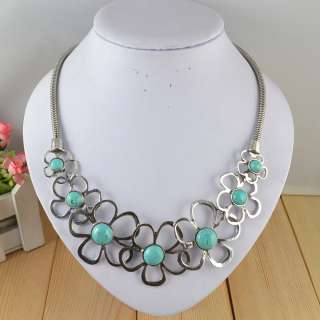   Silver Plated Costume Turquoise Stone Bead Pendant Snail Necklace N027