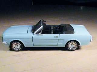 Revell 1965 Ford Mustang Convertible Blue 1/18 Diecast  