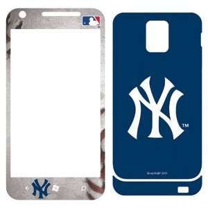  Skinit New York Yankees Game Ball Vinyl Skin for Samsung 