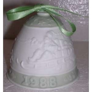   Lladro 1988 Green Porcelain Christmas Bell Ornament 