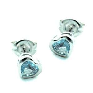  Cute stirling silver heart shaped earrings adorned with a 