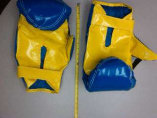 KIDS BOXING GLOVES FOR BOXING RING ARENA BOUNCE HOUSE  
