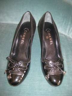 Chanel black leather pumps 4 heels size 39  