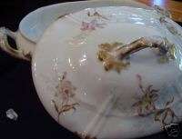   antique THEO HAVILAND LIMOGES COVER VEGETABLE LILY BOWL serving china
