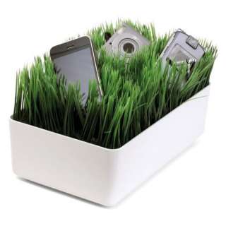 Kikkerland Electronic Device Grass Charging Station  