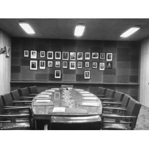  The Vacant Conference Room in the Un Building Photographic 