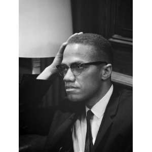 Malcolm X waits at Martin Luther King Press Conference, 1964 Premium 