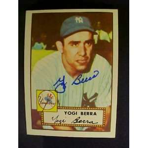 Yogi Berra New York Yankees #191 1952 Topps Reprints Signed Baseball 