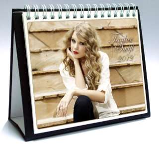 TAYLOR SWIFT 2012 DESKTOP HOLIDAY CALENDAR  