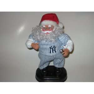  NEW YORK YANKEES 13 Rock N Roll Battery Operated 