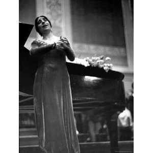  Famous American Metropolitan Opera Soprano Dusolina 