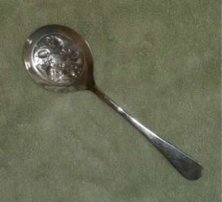 Vintage SHEFFIELD ENGLAND Silverplate Tomato Cranberry Server Spoon 