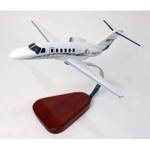    Cessna Citation CJ2+ 1/40 Scale Model Aircraft Toys & Games