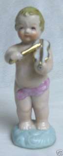 Vintage Maruri Japan Figurine Child and Violin NICE  