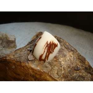 Tagua Nut Ring white