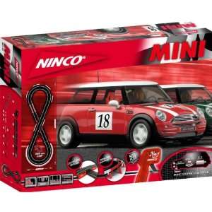   Analog Slot Car Race Track Sets   Mini Coopers (20115) Toys & Games